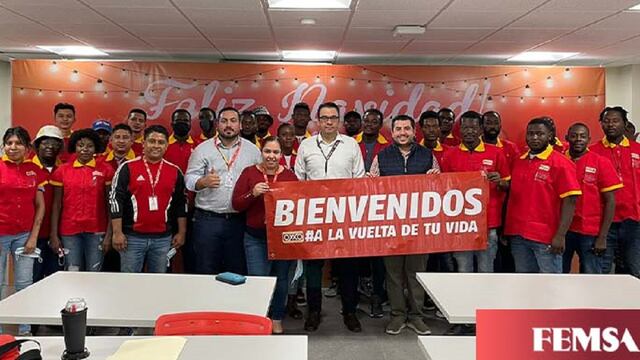 Oxxo contrata a migrantes de Haití