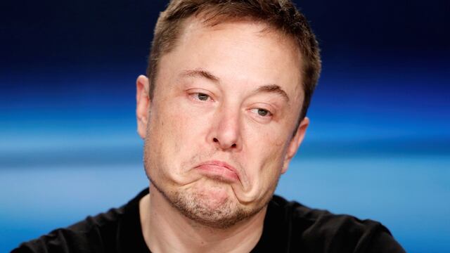 El magnate Elon Musk terminó con el negocio de un vendedor de pizzas y pollos por llamar “Tesla” a su emprendimiento