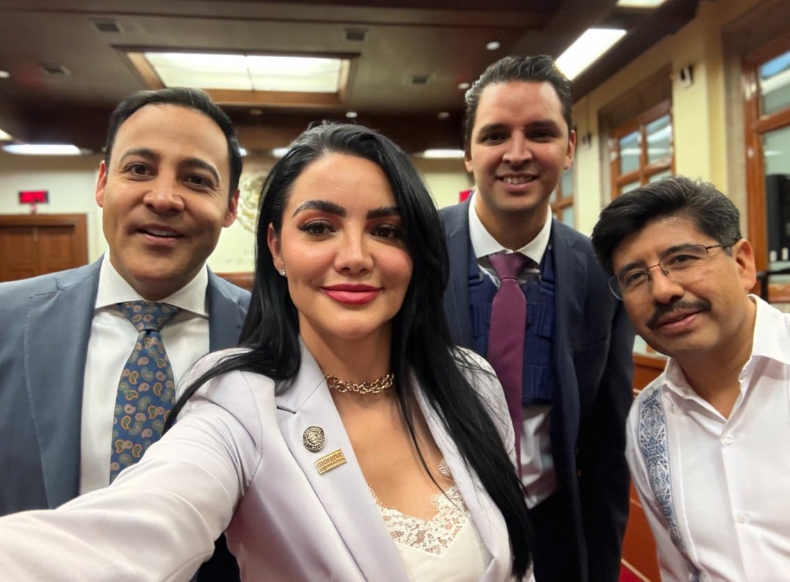 Gabriela Jiménez cambia a Harfuch por la ‘liga de la justicia’