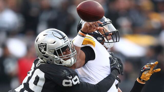 Raiders enfrenta a Stelers.