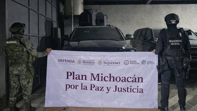 Localizan bodega para fabricar “camiones monstruo” en Coahuayana