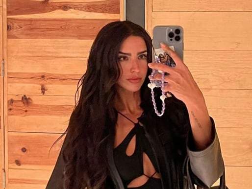 Bárbara de Regil en premios GQ 2022 luciendo su cuerpo tonificado.