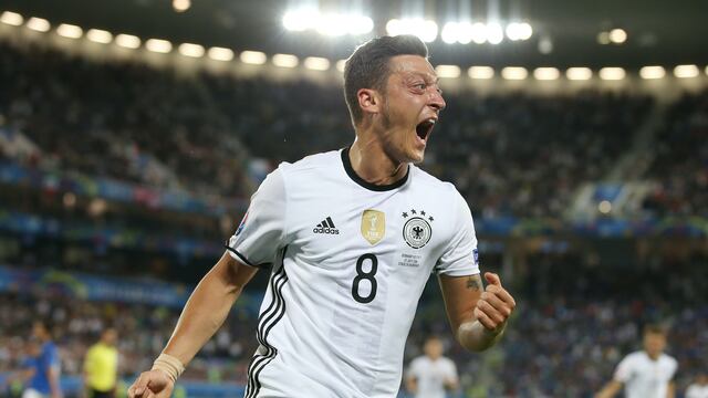 Mesut Özil