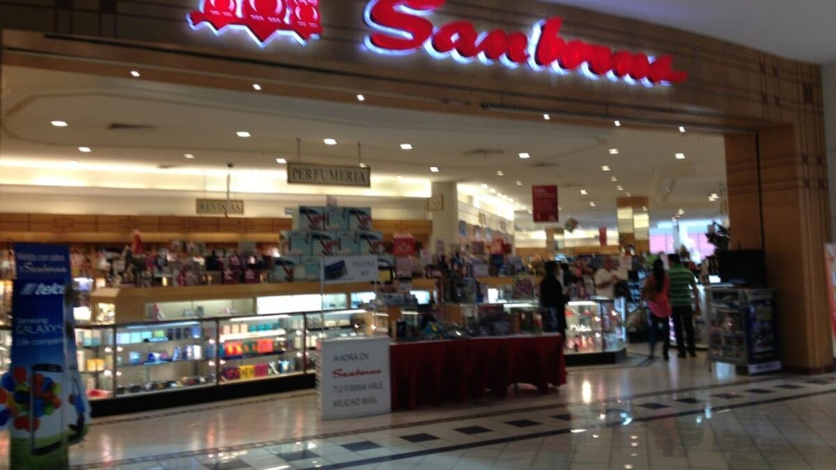 Sanborns es como un mausoleo, señalan