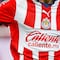Llueven críticas contra Chivas por la invasión de marcas en su nuevo uniforme