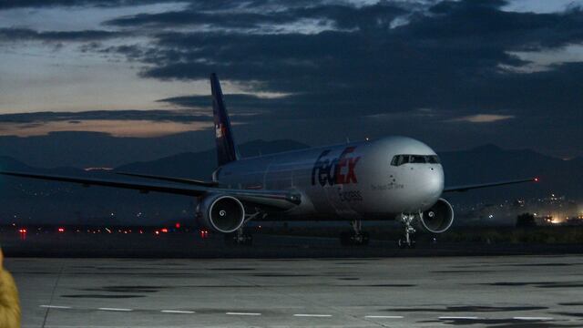 Avión de FedEx