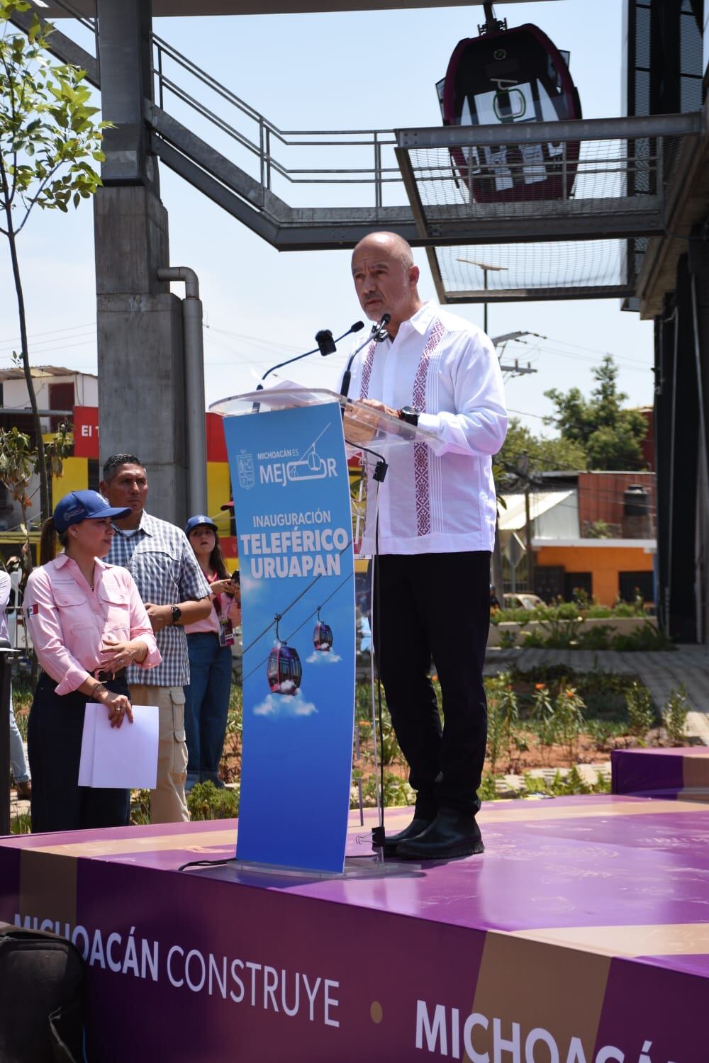 Jesús Esteva inaugura Teleférico de Uruapan y destaca justicia social.