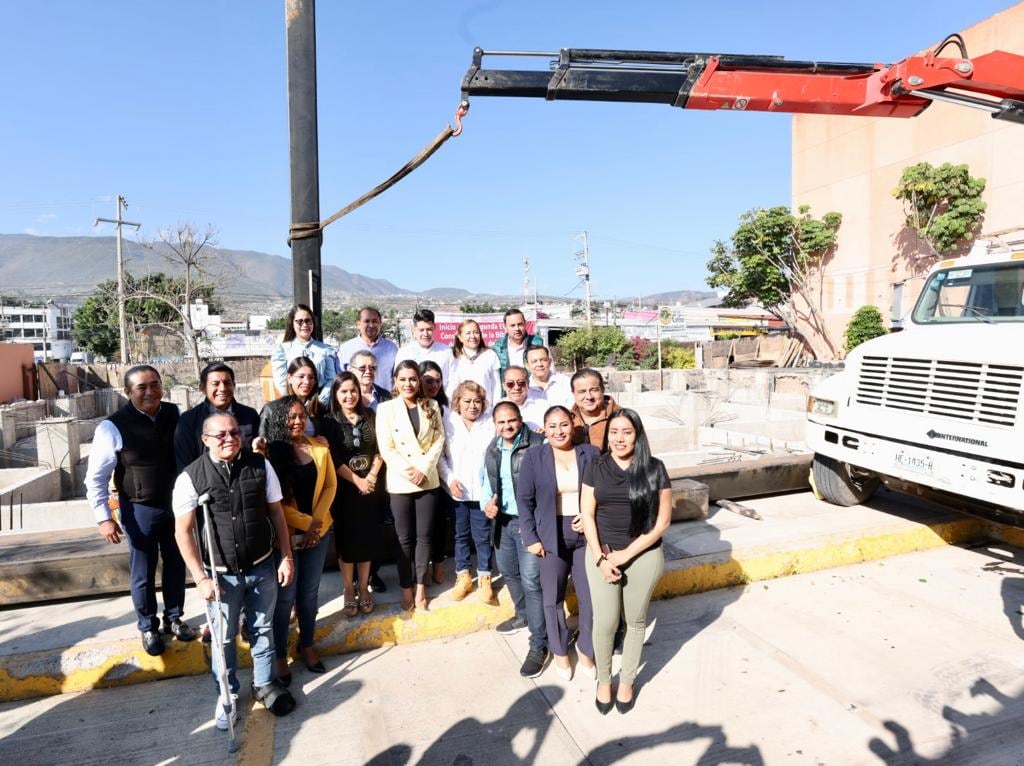 Evelyn Salgado da banderazo a la segunda etapa de construcción de la Biblioteca del Congreso de Guerrero