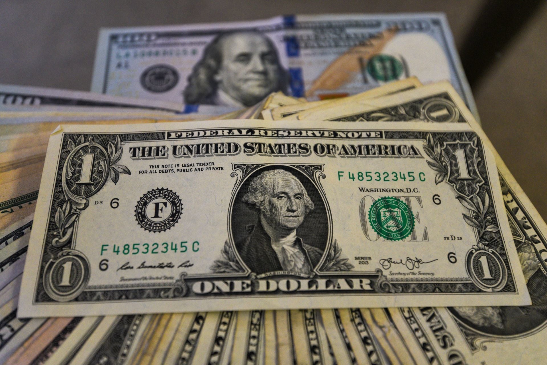 Dólar