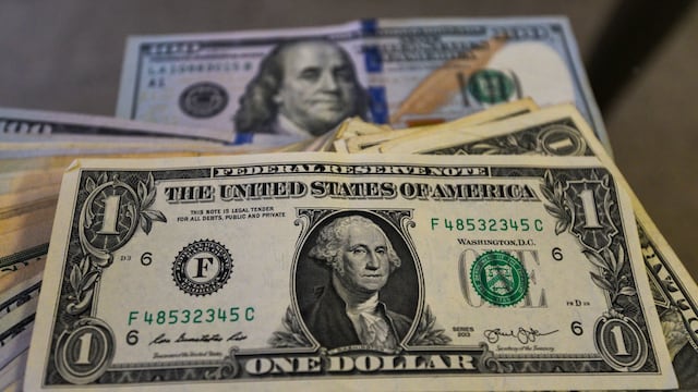Dolares. Altos precios en Estados Unidos por aranceles
