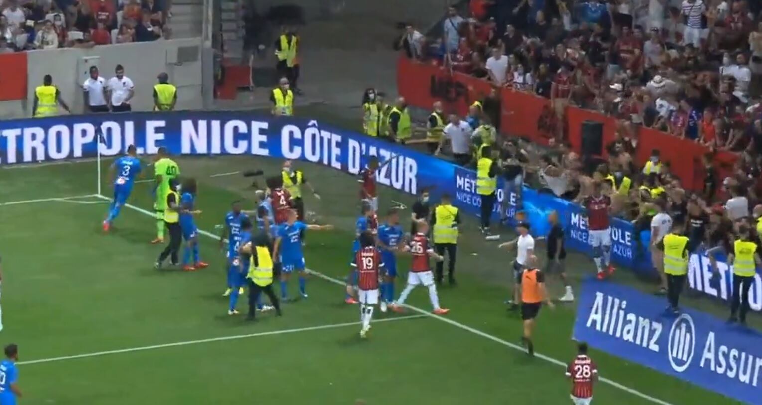 Niza vs Marsella, violencia en la Ligue 1