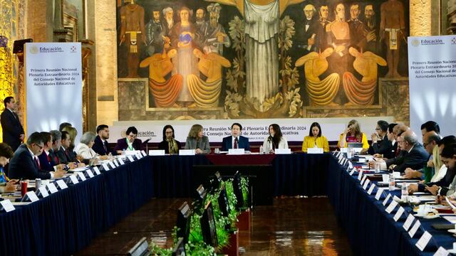 Mario Delgado encabeza convocatoria para modelo de la Nueva Escuela Mexicana