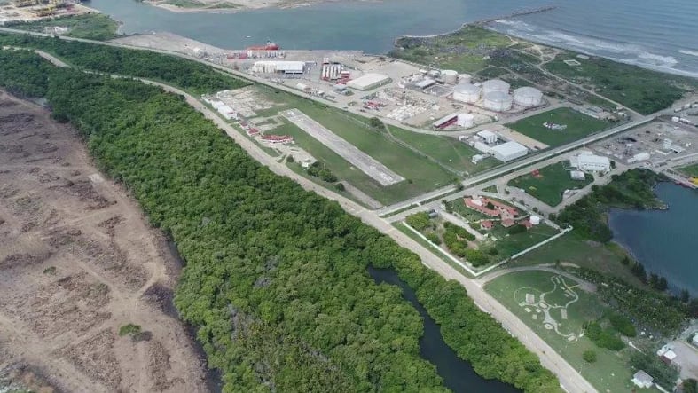 Construcción de Refinería de Dos Bocas.