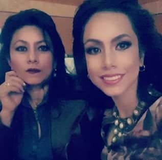 Yrma Lydya y su mamá.
