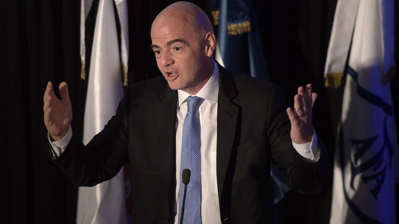 Gianni Infantino en conferencia de prensa.