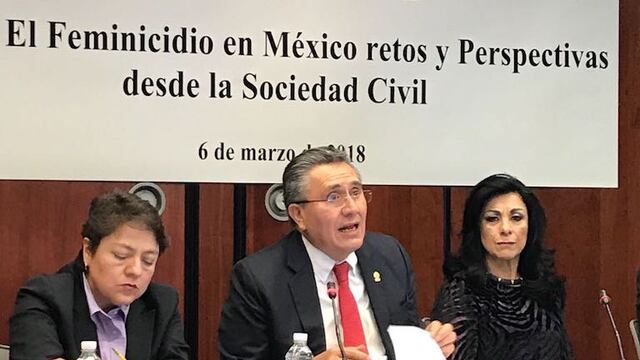 Foro “El feminicidio en México: retos y perspectivas desde la sociedad civil”.