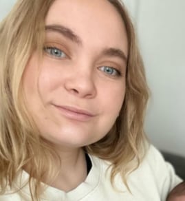 La actriz detrás del bebé sol de Los Teletubbies ya es mamá