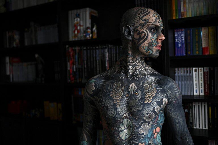 Sylvain Hélaine, 'El hombre más tatuado de Francia'