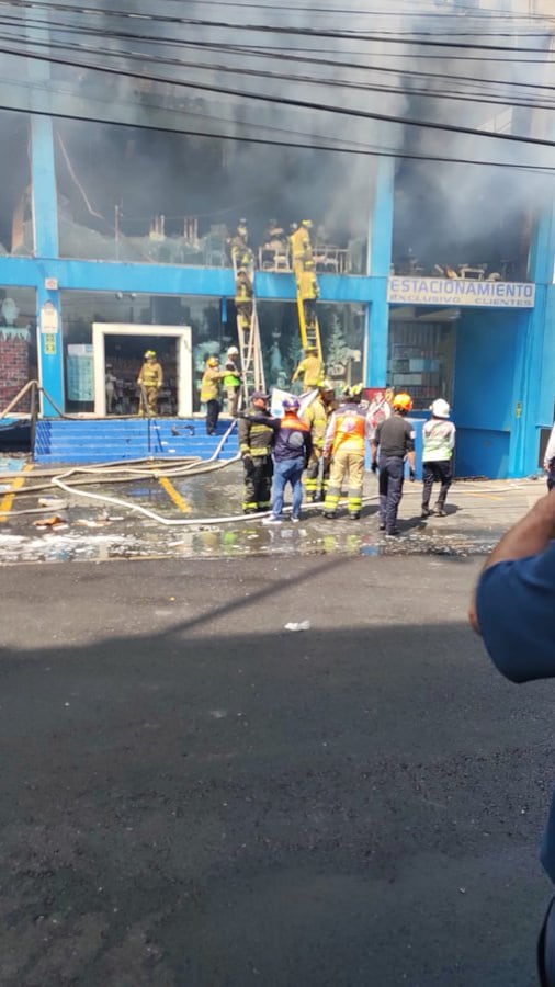 Galerías El Triunfo, sucursal San Jerónimo