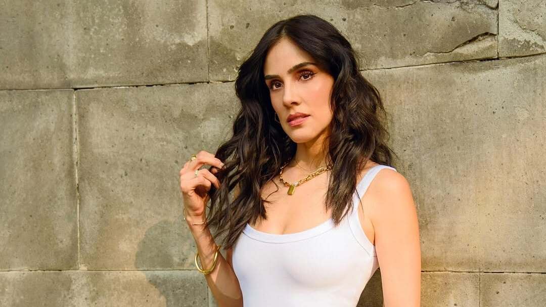 ¿Quién es Sandra Echeverría? La cantante y actriz, esposa de Leonardo de Lozanne, teme perder la residencia en Estados Unidos
