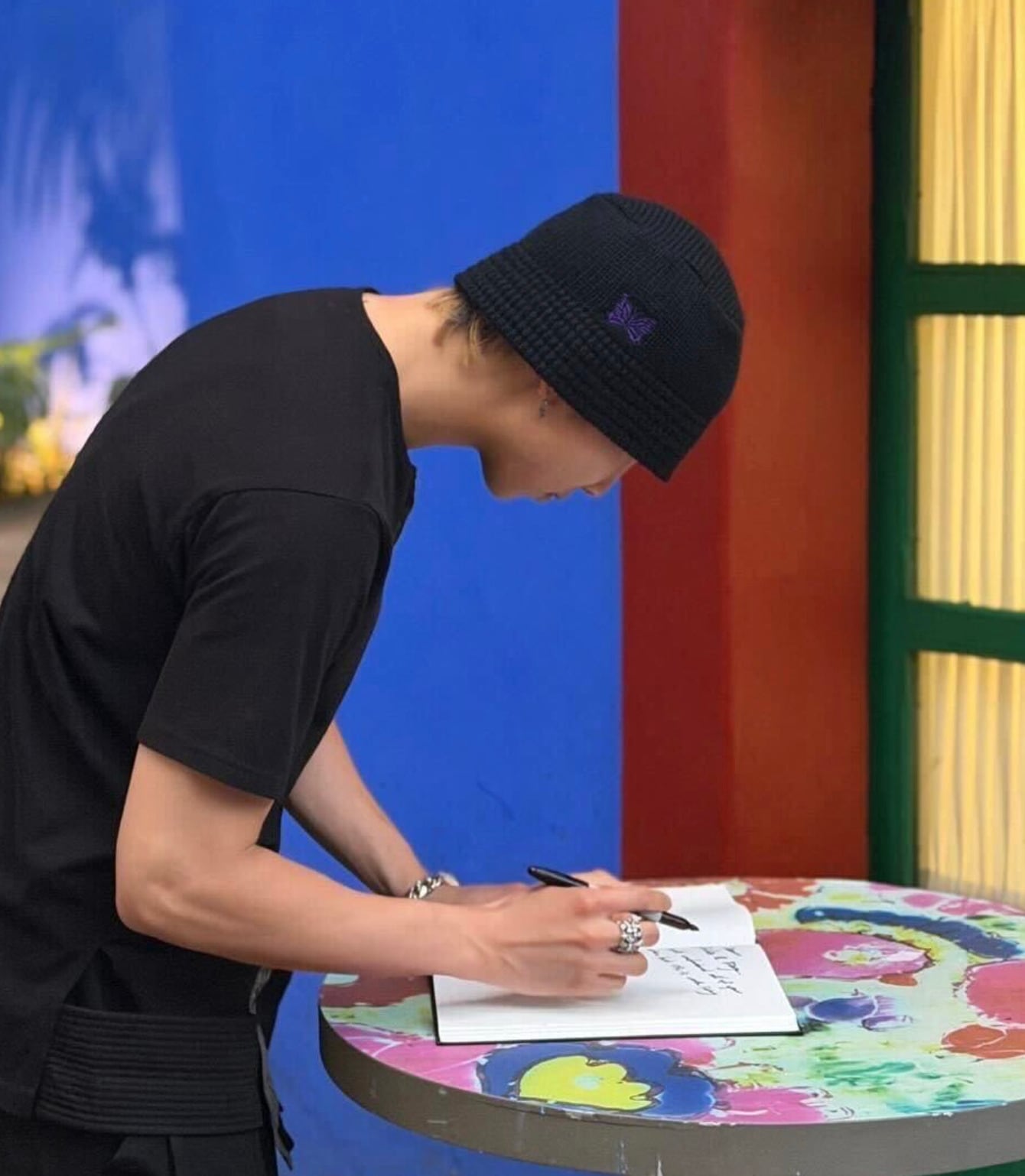RM de BTS acudió al museo Frida Kahlo