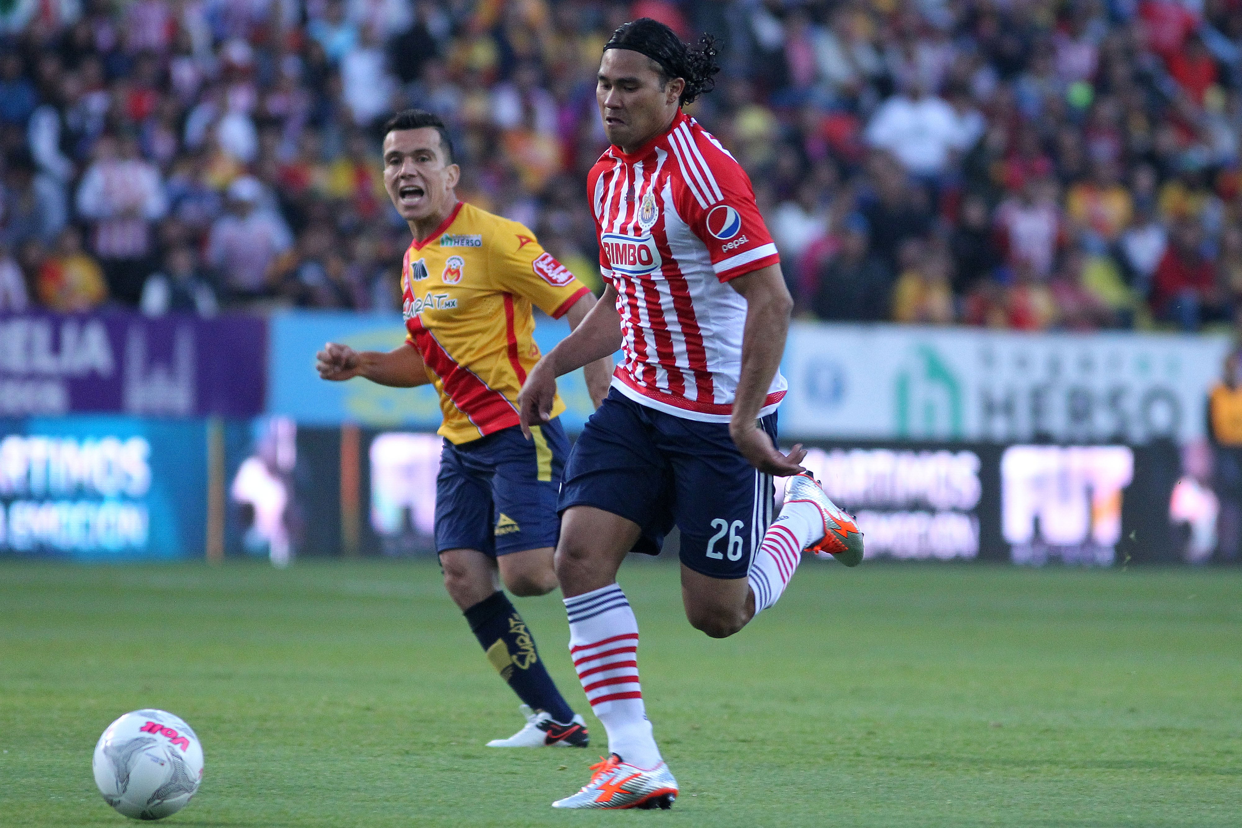 Gullit Peña con Chivas