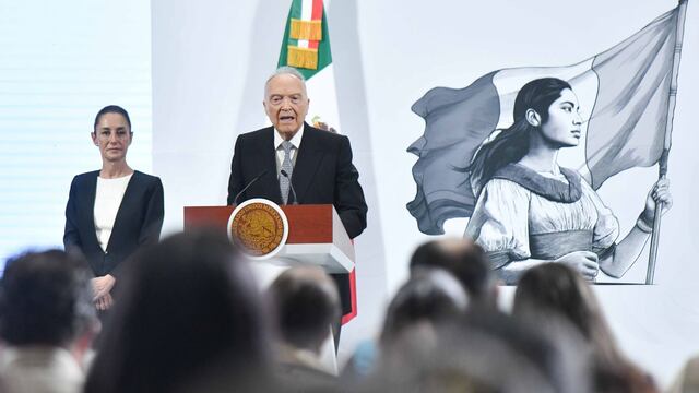 Alejandro Gertz Manero, fiscal general de la República, durante su intervención en la conferencia matutina realizada en Palacio Nacional