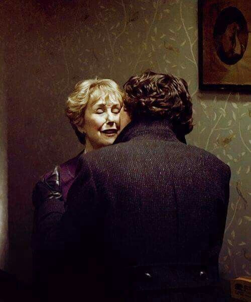 Una Stubbs como la Señora Hudson