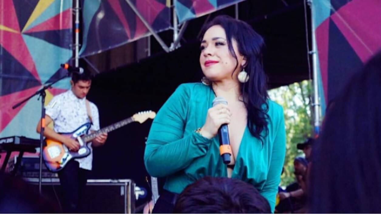 Carla Morrison que dejó México por las críticas y “bullying” que recibía