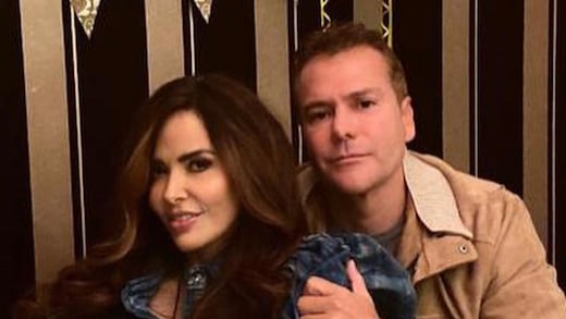 Armando Gómez exige pruebas tras amenazas de Karina Yapor por denuncia contra Gloria Trevi