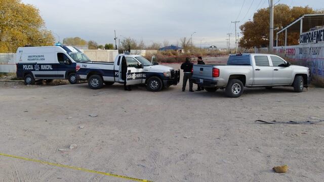 Encuentran a mujer asesinada en terreno baldío