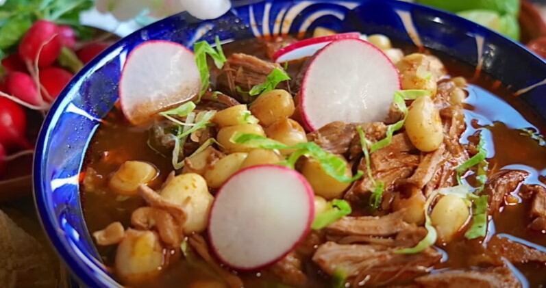 Pozole rojo