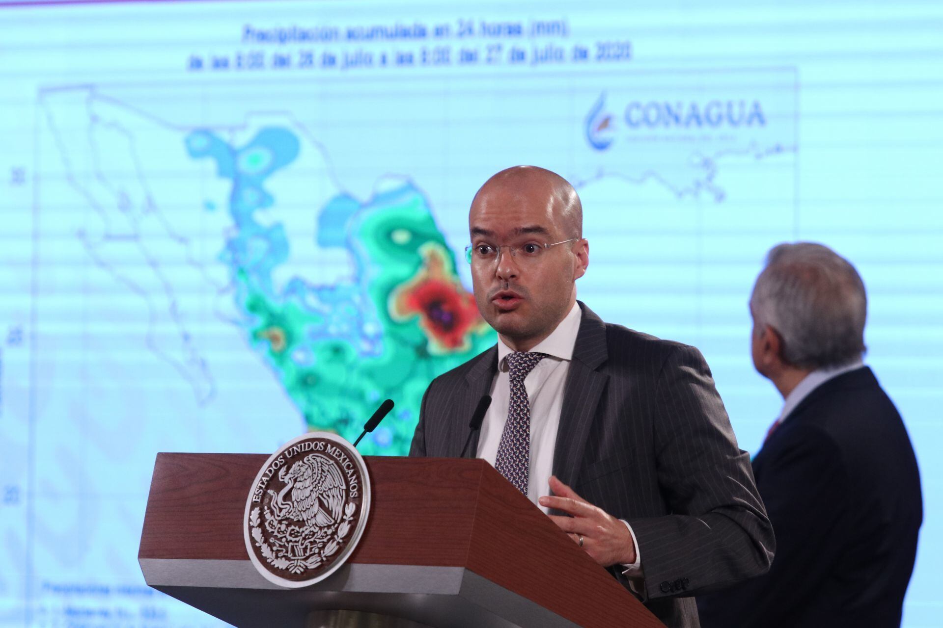 David León sí acudió a declarar ante la FGR por video con Pío López Obrador