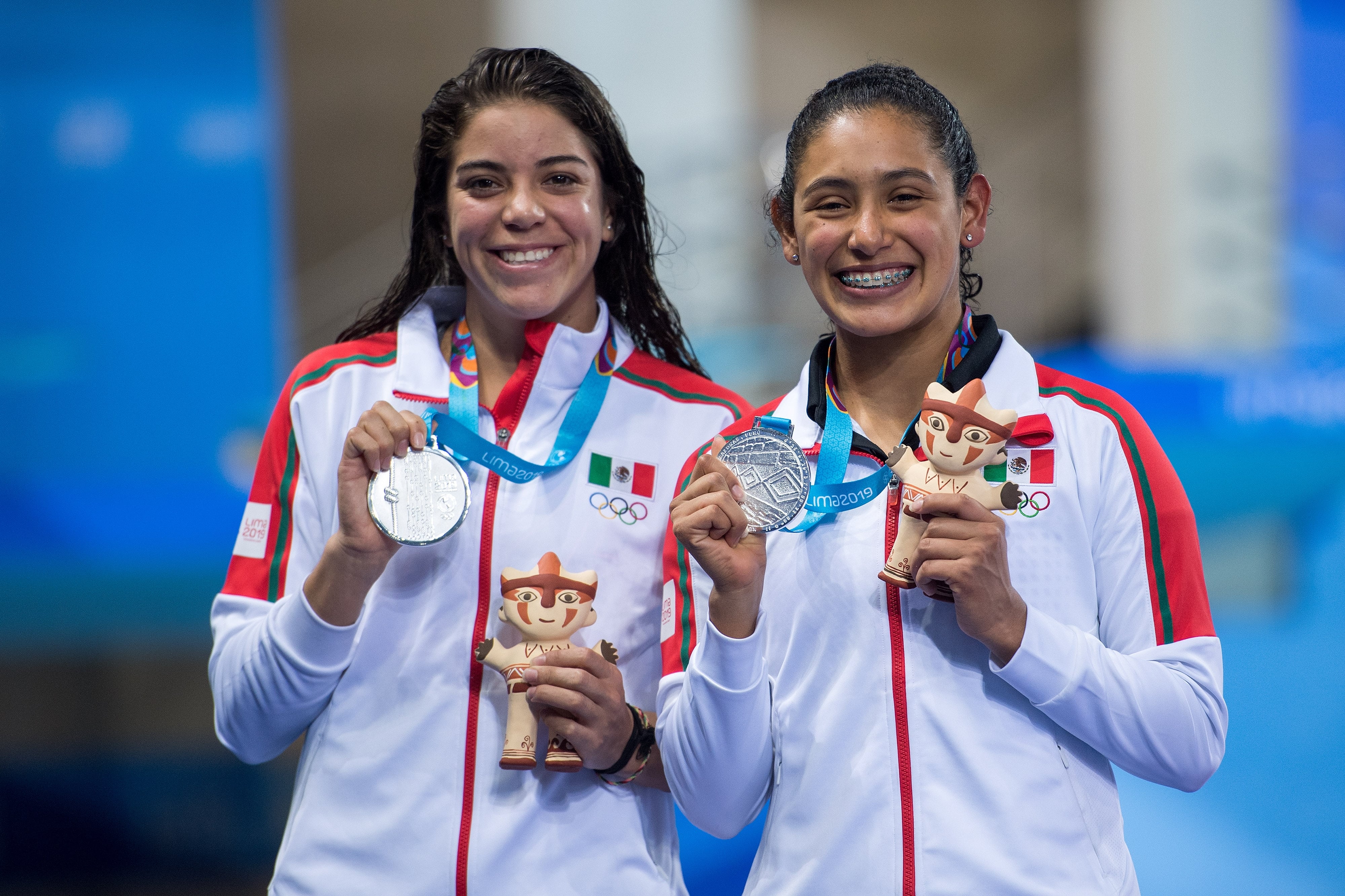 GABRIELA AGUNDEZ Y ALEJANDRA OROZCO
