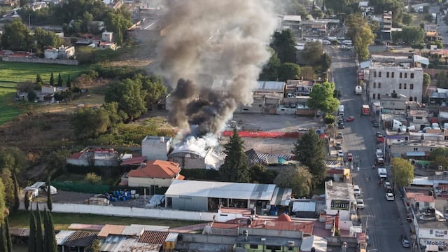 Así se vio la explosión en taller clandestino de pirotecnia en Tultepec