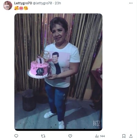 Memes celebrando cumpleaños de Chayanne