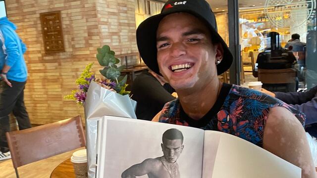 Daniel Ruenes, modelo.