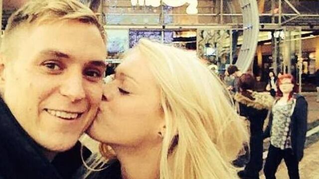 Alice Robinson y su novio Jason Francis.