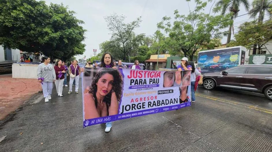 Marchan en Morelos para exigir justicia en el caso de Paula Fajardo