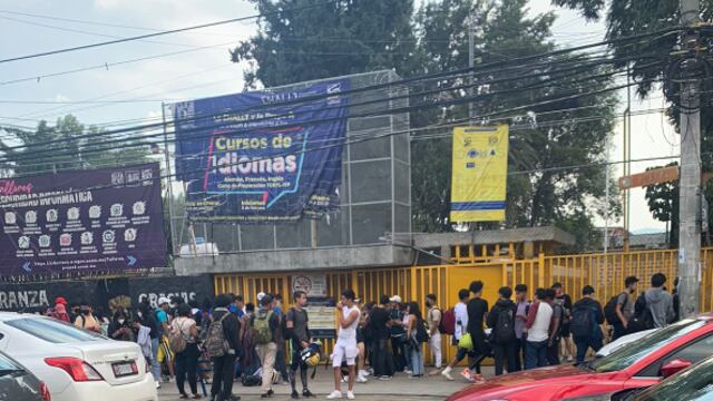 Alumnos tomaron las instalaciones de la Prepa 5 de la UNAM; no habrán clases