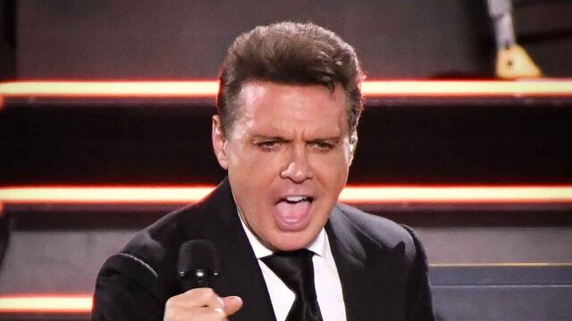 Luis Miguel, cantante.