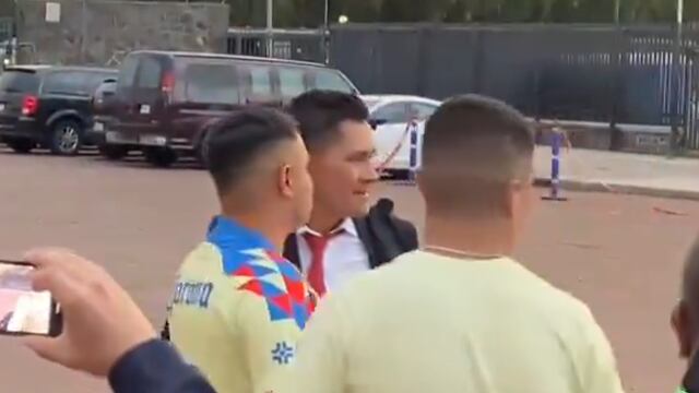 Fernando Guerrero y fan del América