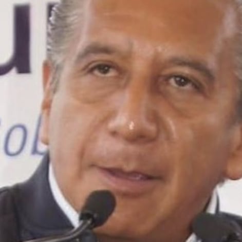 El poder de servirse