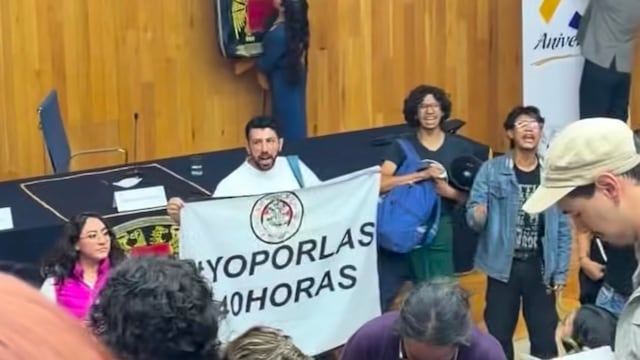 Conferencia de Marath Bolaños es interrumpida en protesta por las 40 horas