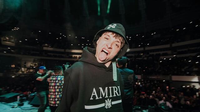 Peso Pluma, cantante