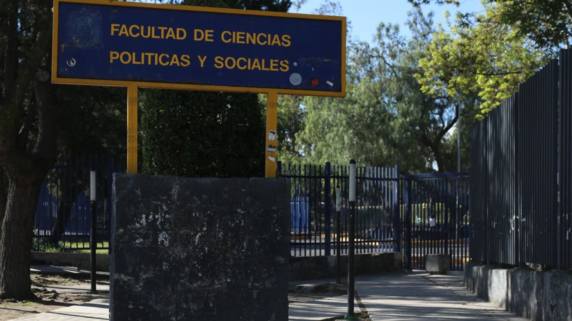 Facultad de Ciencias Políticas y Sociales de la UNAM terminará semestre con clases en línea