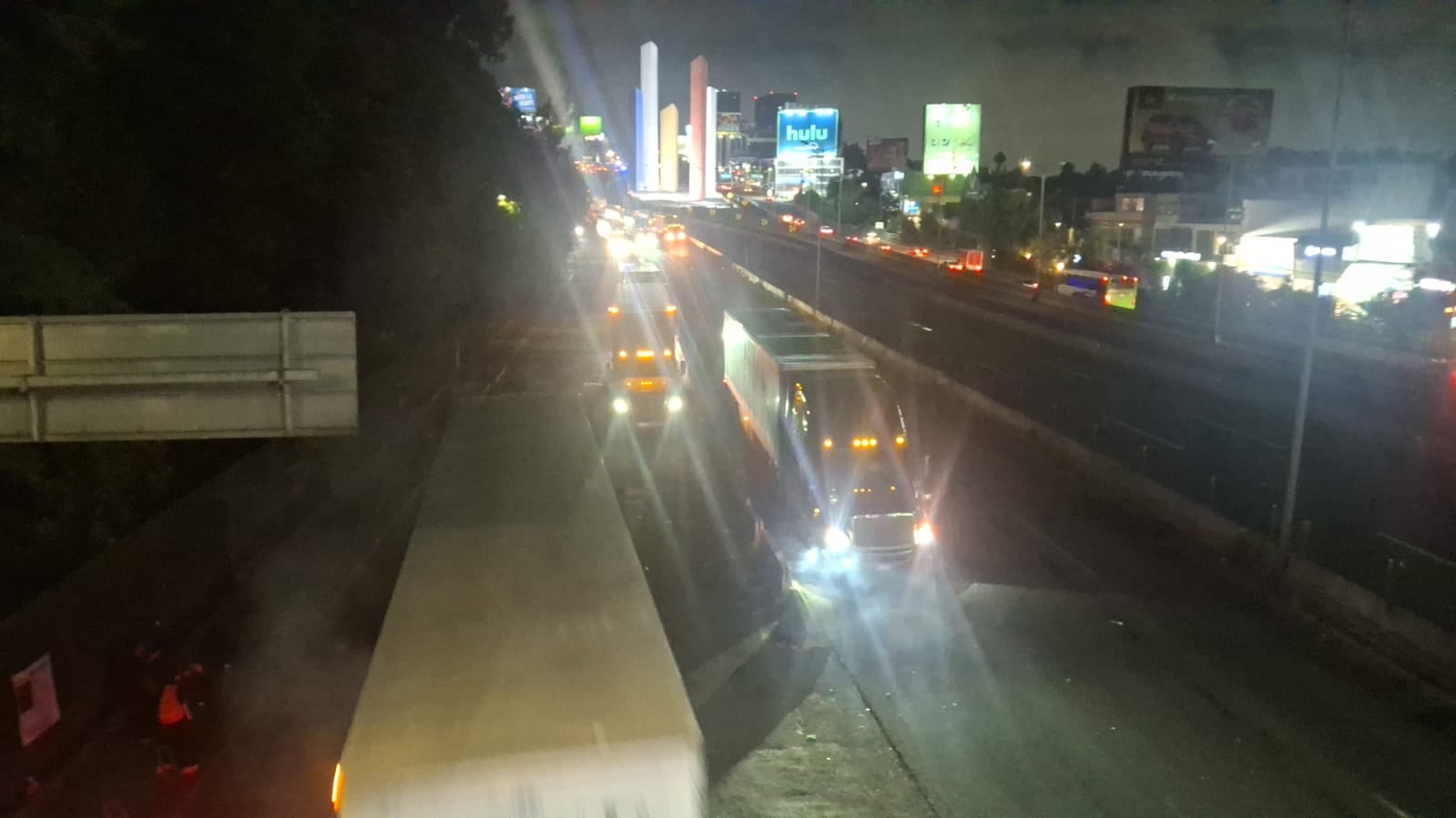 Periférico Norte libre luego de más de 15 horas de bloqueo por la desaparición de Kimberly Moya.