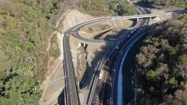 Autopista Las Varas-Puerto Vallarta