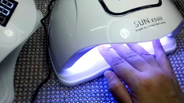 Lámpara UV podría provocar daños en la piel