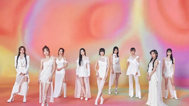 Twice estrena el álbum With YOU-th